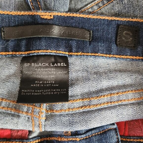 SNEAK PEEK Black Label Dark Wash Distressed Frayed Hem Buffalo Pockets Small - Picture 3 of 3